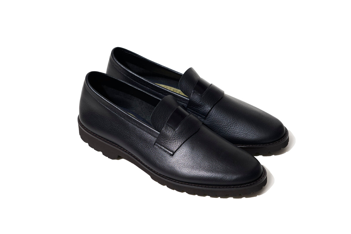 Black Plain Leather Loafers, Unisex – Made in Japan Shoes | Liberato