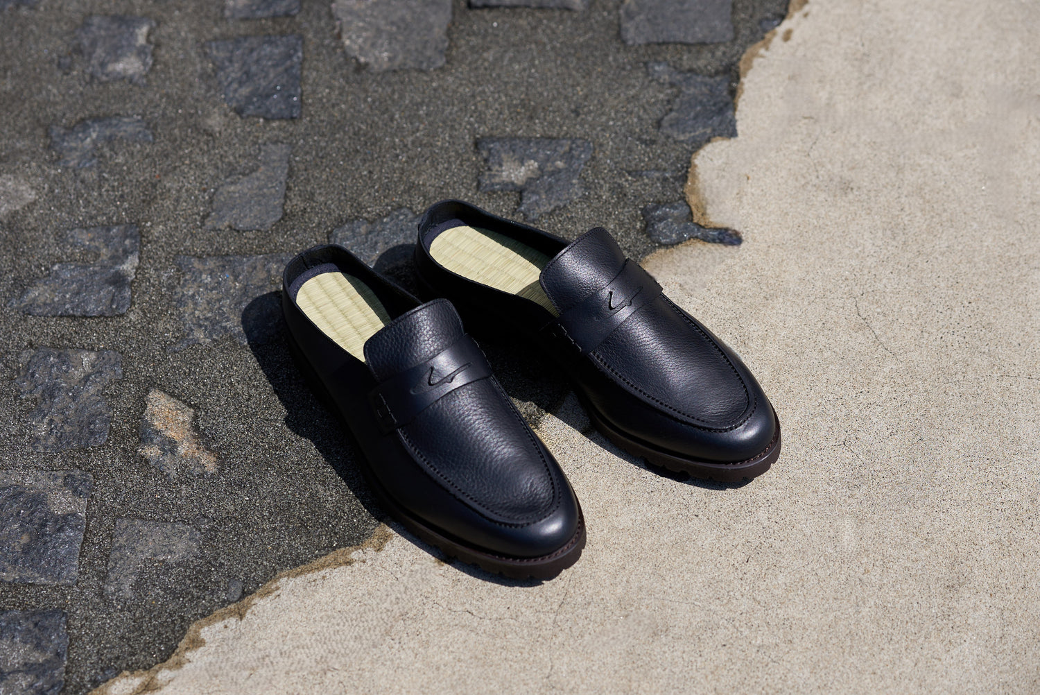 Black Leather Loafer Slippers – Made in Japan Shoes | Liberato