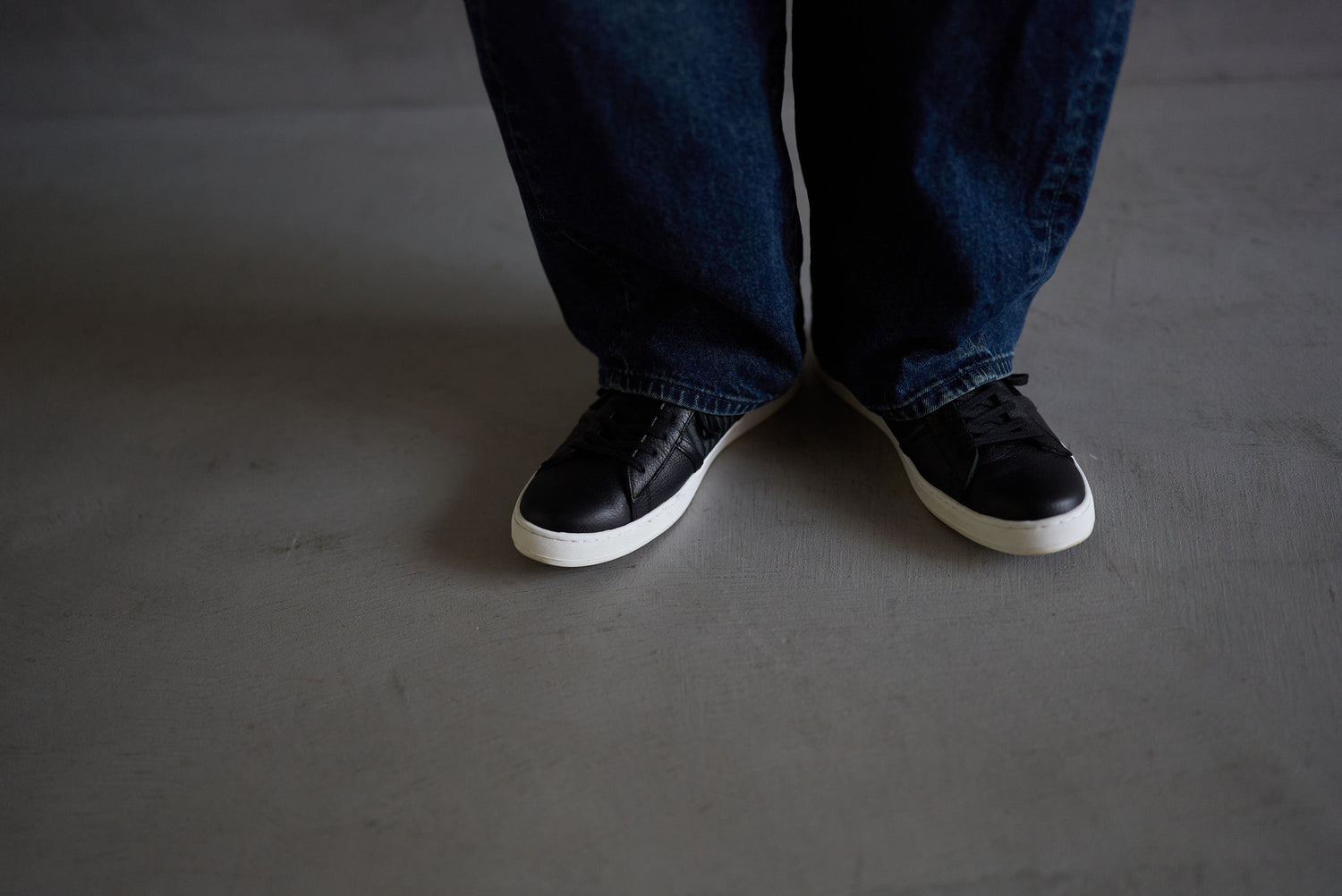 畳スニーカー ＜メンズ・ブラック＞